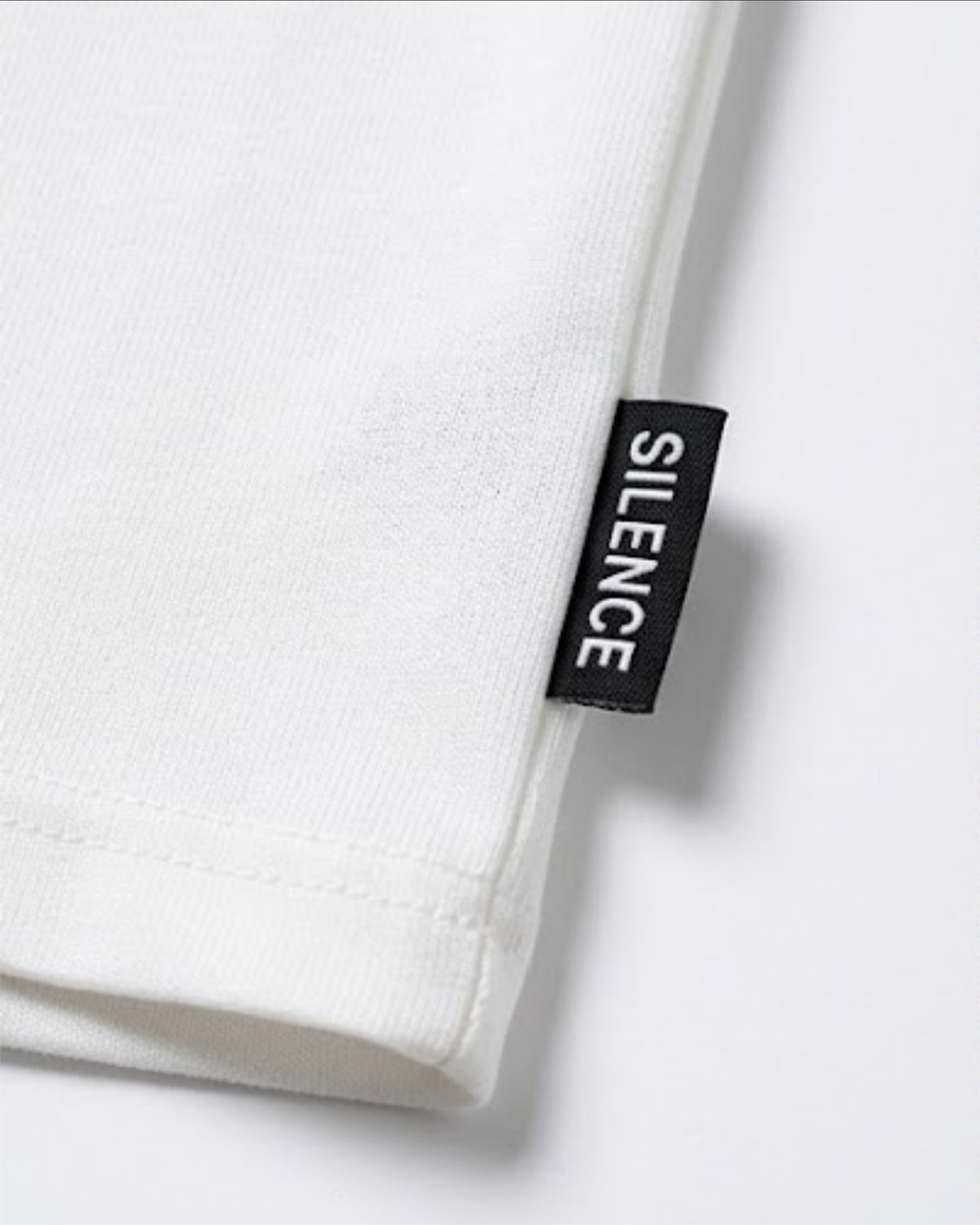 CAMISETA BLANCA SILENCE MARBELLA