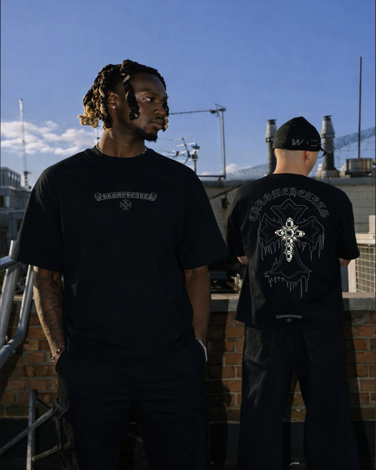 CAMISETA NEGRA CHOME HEART CRUZ